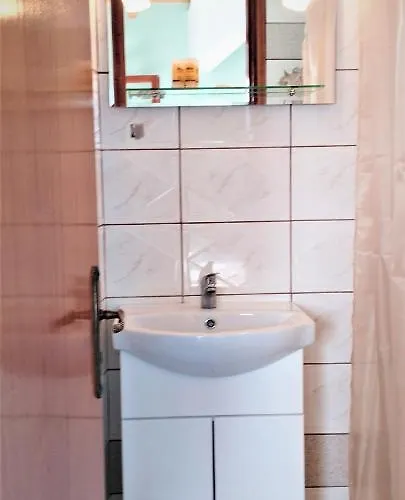 Konukevi Agnantio Monemvasía