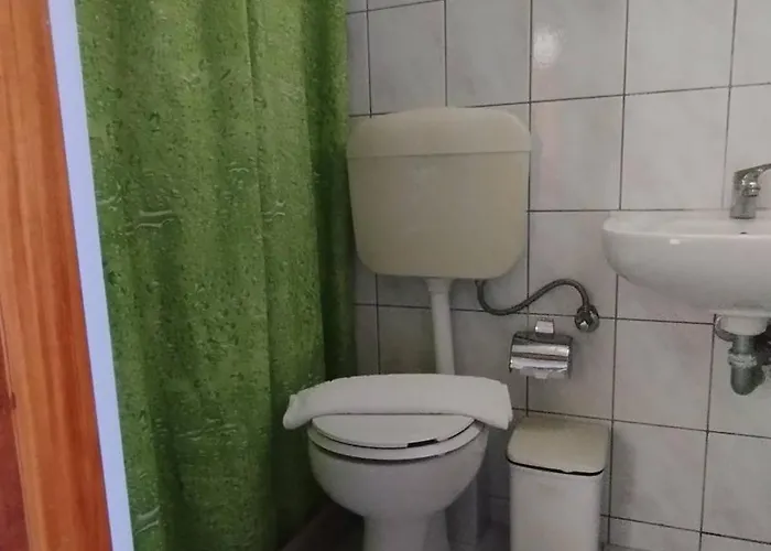 Konukevi Agnantio Monemvasía