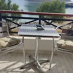 Agnantio بيت ضيافة 4*