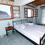 Πανσιόν Agnantio 4*